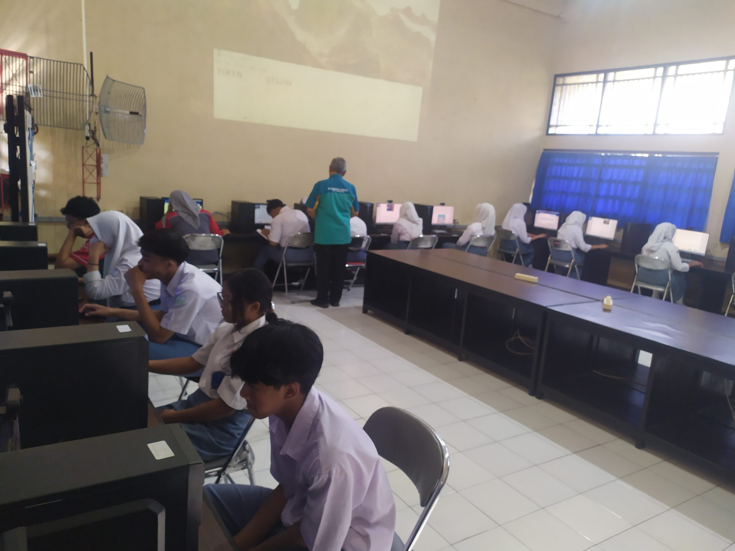 Pelaksanaan ANBK DI SMKN9 Surakarta berjalan lancar selama 2 hari