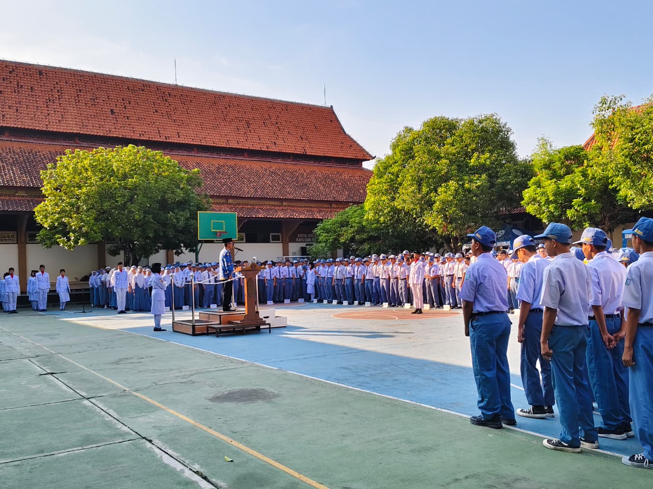 SMK Negeri 9 Surakarta Selenggarakan Upacara Peringatan HUT ke-80 Republik Indonesia